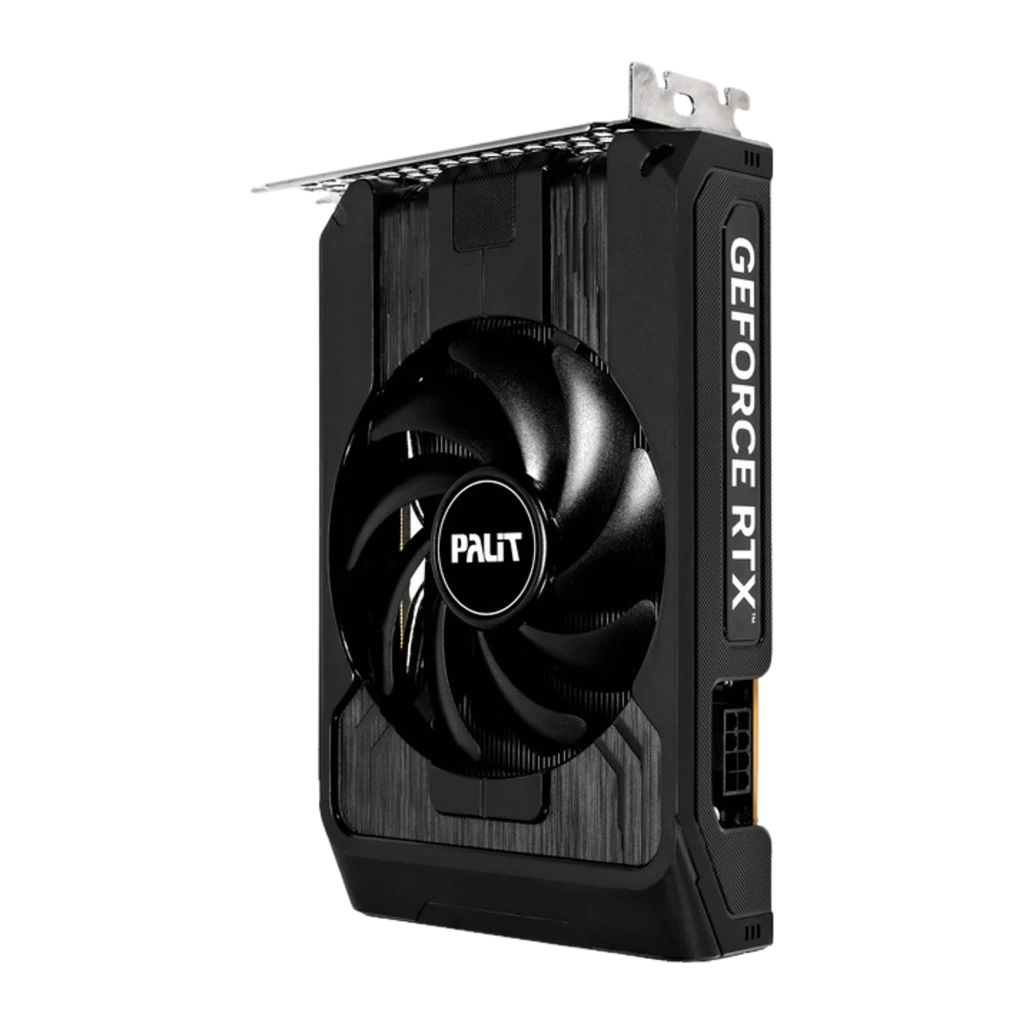 Palit RTX 5050 StormX 8GB negro, vista frontal en ángulo: ventilador Palit, logo GeForce RTX y bracket con puertos HDMI - Ítem1