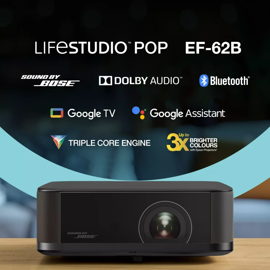 Epson V11HB73140 700lm 3LCD 4K noir, vue avant en angle: objectif, logo Bose et grille latérale - Ítem5