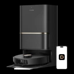 Dreame Robot aspirateur L50 Ultra AE noir, vue de face: ensemble avec base de charge et smartphone affichant l'app Dreame à