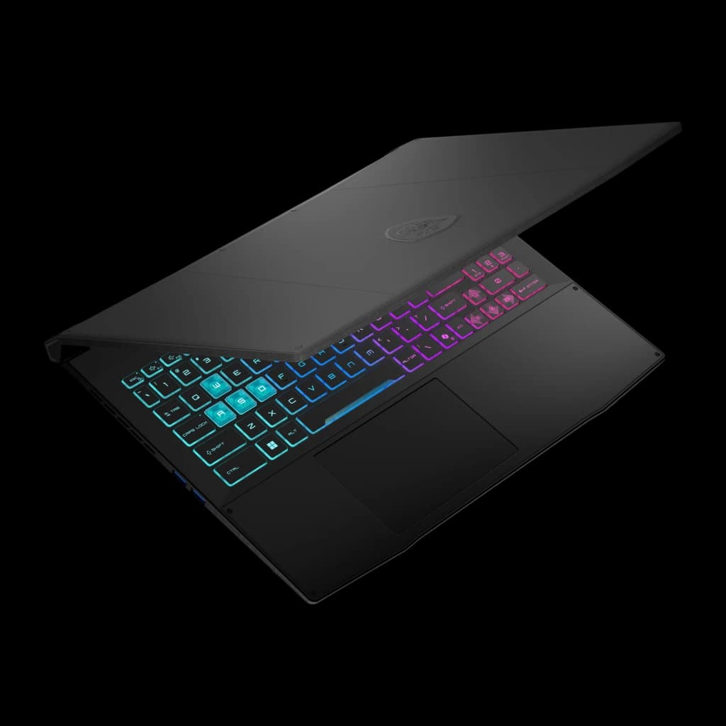 MSI Katana 15 1TB preto, vista superior em ângulo: teclado RGB multicolor com iluminação azul e rosa visível