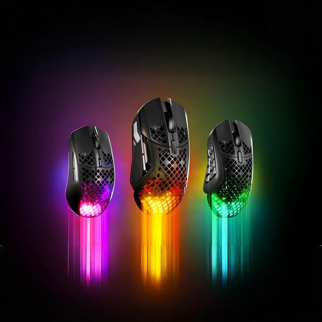SteelSeries Aerox 5 noir, vue avant supérieure: coque honeycomb complète avec éclairage RGB violet et bleu intense - Ítem5