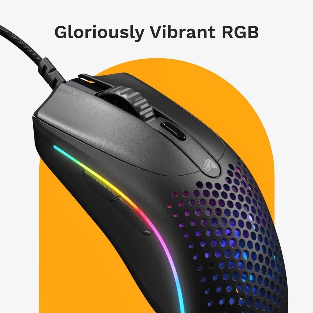 Glorious Model O 2 Mini noir, vue du dessus: coque honeycomb avec éclairage RGB latéral et câble tressé - Ítem6