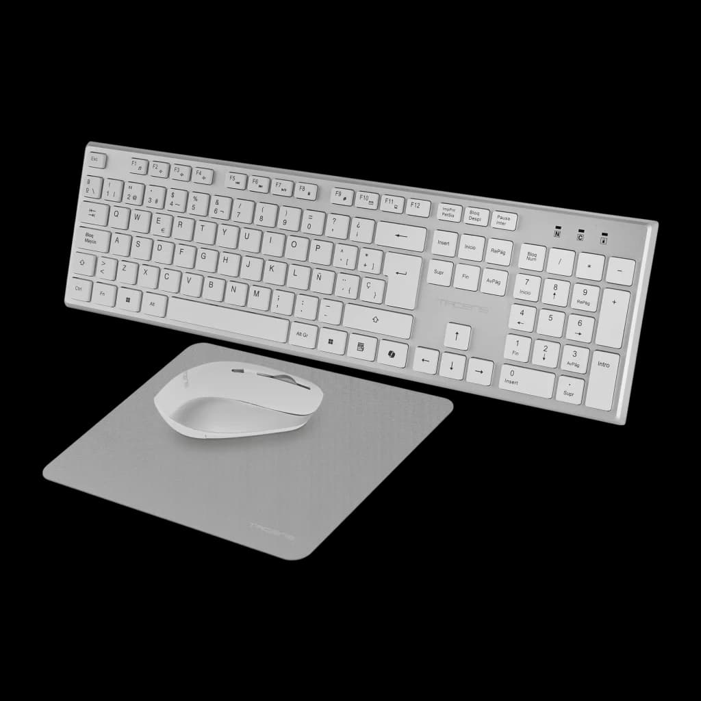 Tacens Zenith 6ZENITHWES blanco, vista conjunto: teclado QWERTY completo con ratón y alfombrilla plateada sobre fondo oscuro