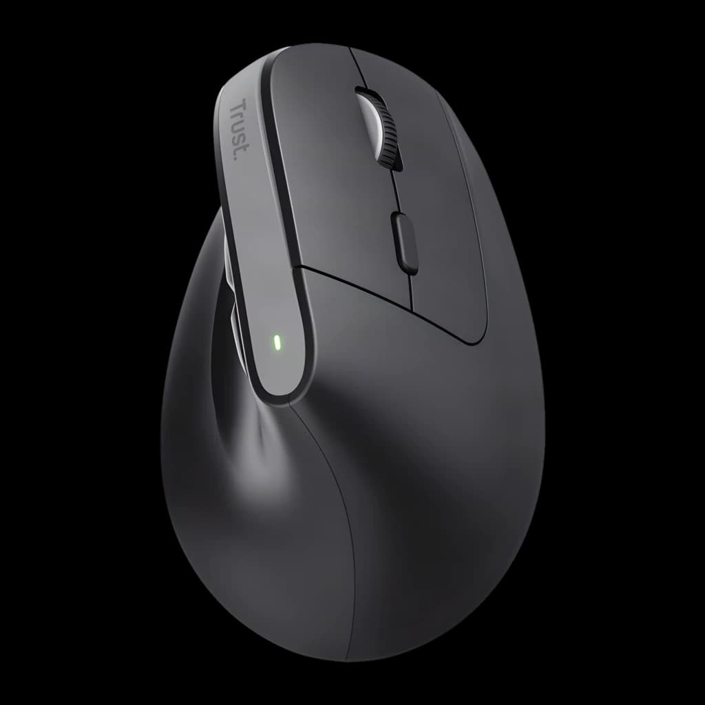 Trust Bayo+ Ergonómico 2400 dpi Negro, vista lateral frontal: forma vertical, rueda, botón DPI y LED verde encendido