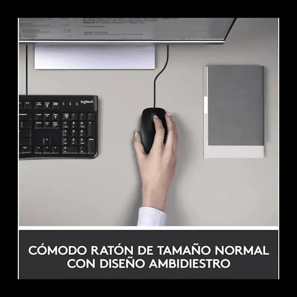 Logitech Kit teclado y ratón Desktop MK120 USB QWERTY negro, uso: mano sujetando el ratón negro sobre escritorio con teclado