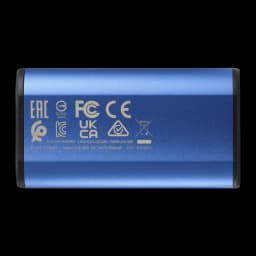 ADATA SE880 1TB bleu, vue arrière à plat: certifications FCC CE UKCA RoHS gravées sur aluminium