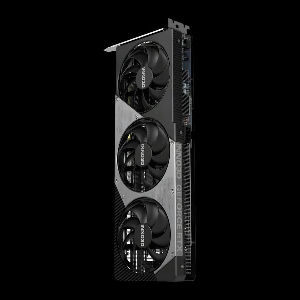 Inno3D GeForce RTX 5060 Ti TWIN X3 OC 8GB negra, vista lateral: 3 ventiladores, disipador plateado y conector de