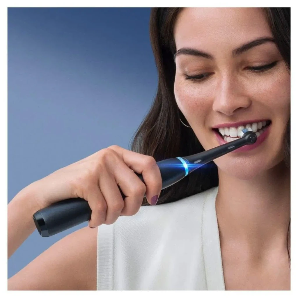 Oral-B Cepillo de dientes eléctrico Braun iO Series 8 Black Onyx - vista principal - Ítem3