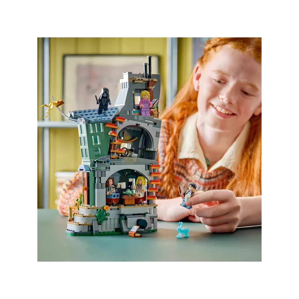 LEGO Harry Potter 76467 La Casa de Luna Lovegood - vista principal - Ítem2