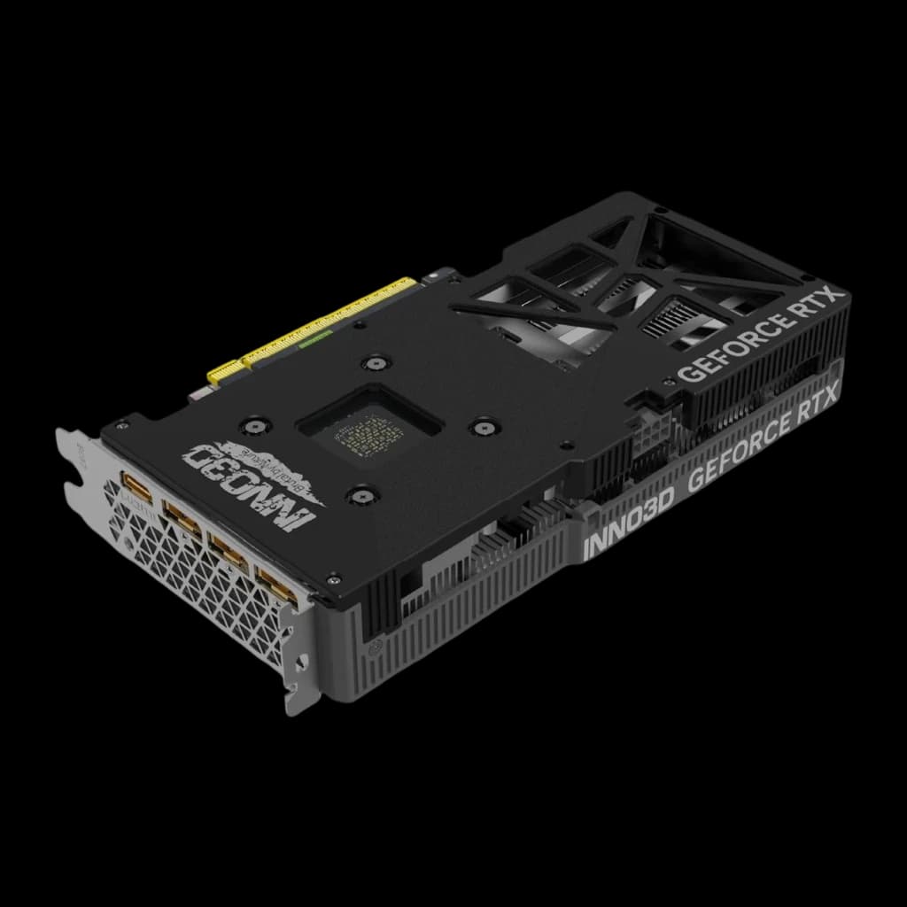 Inno3D GeForce RTX 5060 Twin X2 8GB negro, vista trasera en ángulo: backplate abierto, conector PCIe y puertos de salida