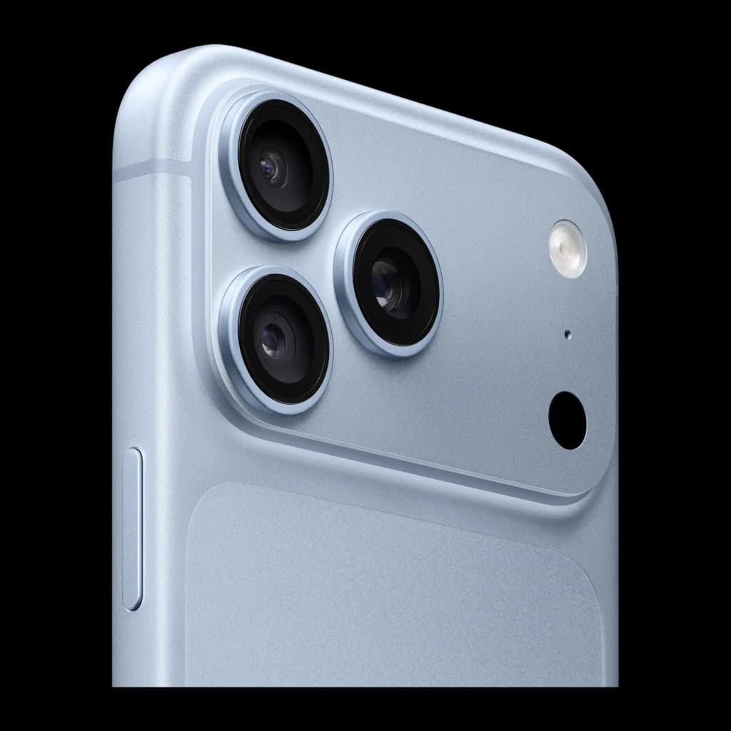 Módulo de câmeras do iPhone 18 Pro Max 256 GB Azul Glacial com três lentes salientes e flash em chassi metálico, acabamento fosco elegante
