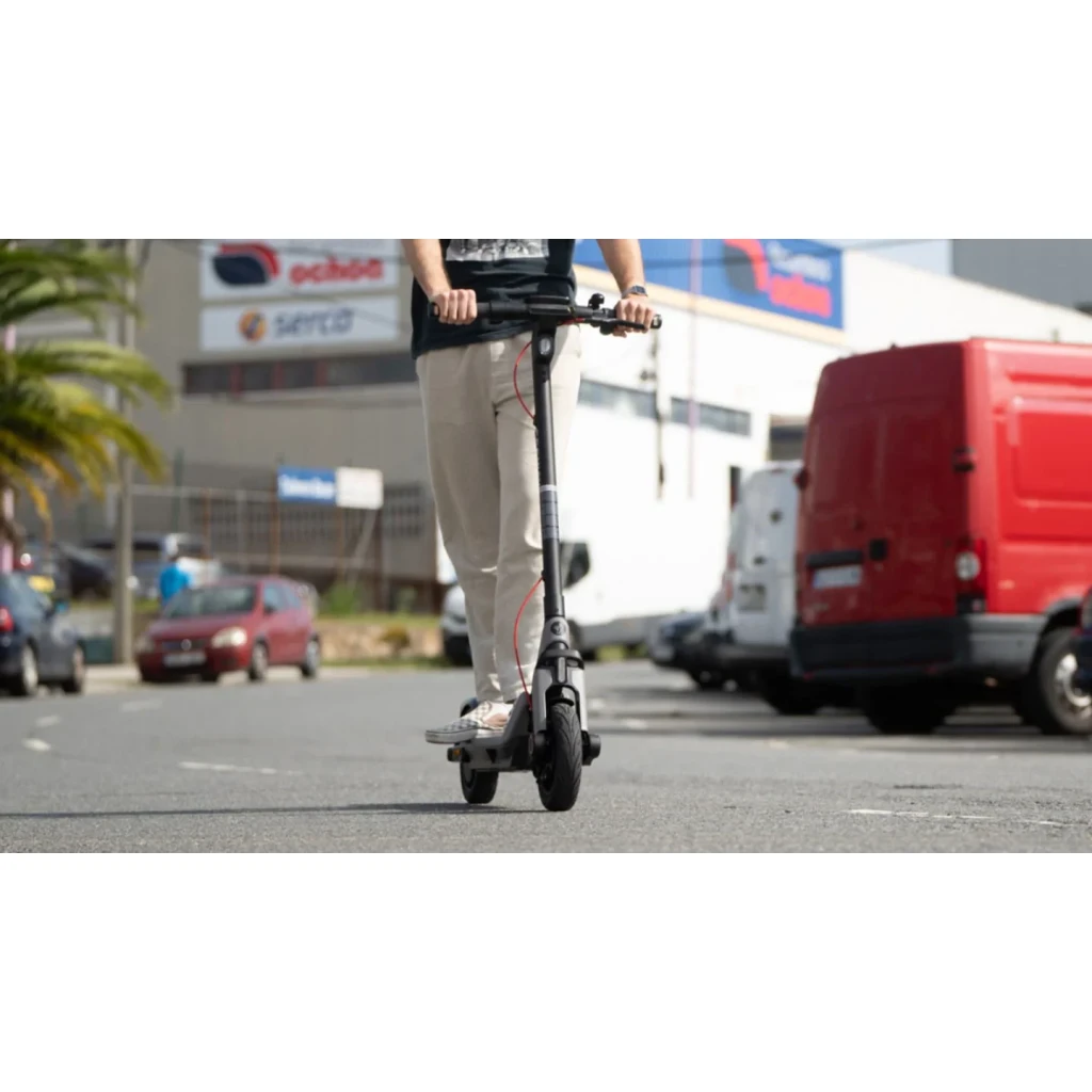 Segway-Ninebot Patinete eléctrico Segway Ninebot KickScooter F3 Pro D negro - detalle