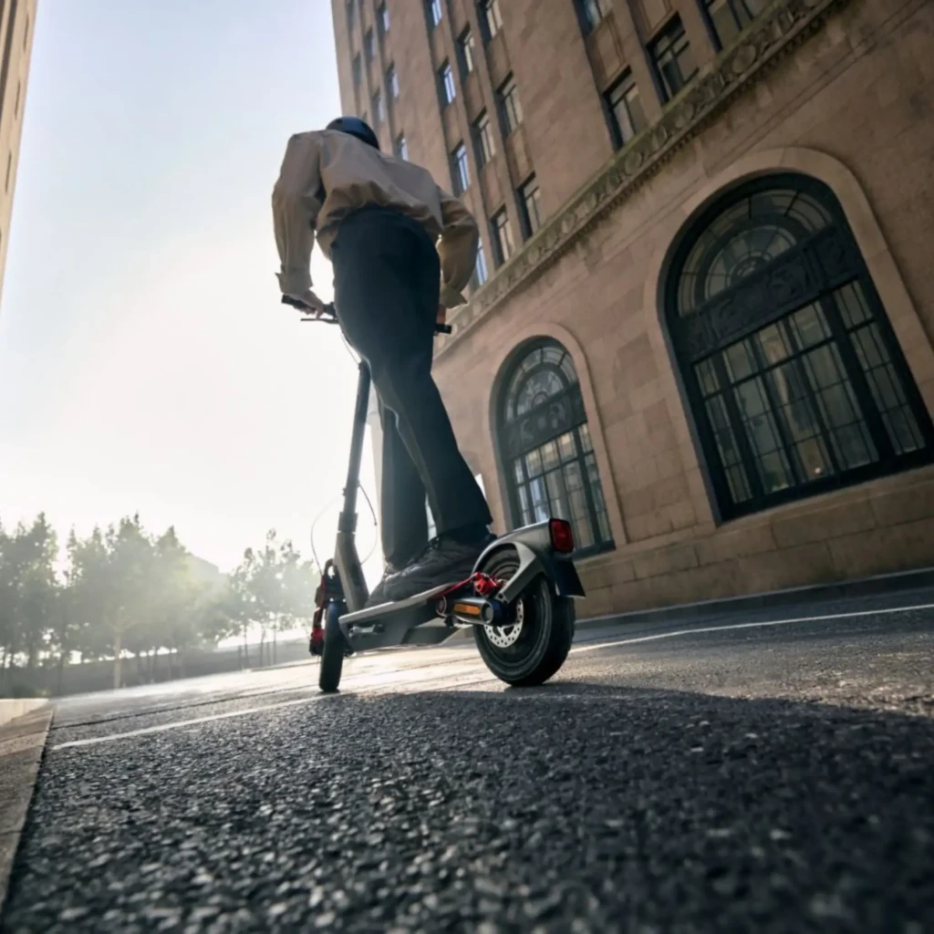 Segway-Ninebot Patinete eléctrico Segway Ninebot KickScooter F3 Pro D negro - detalle 2