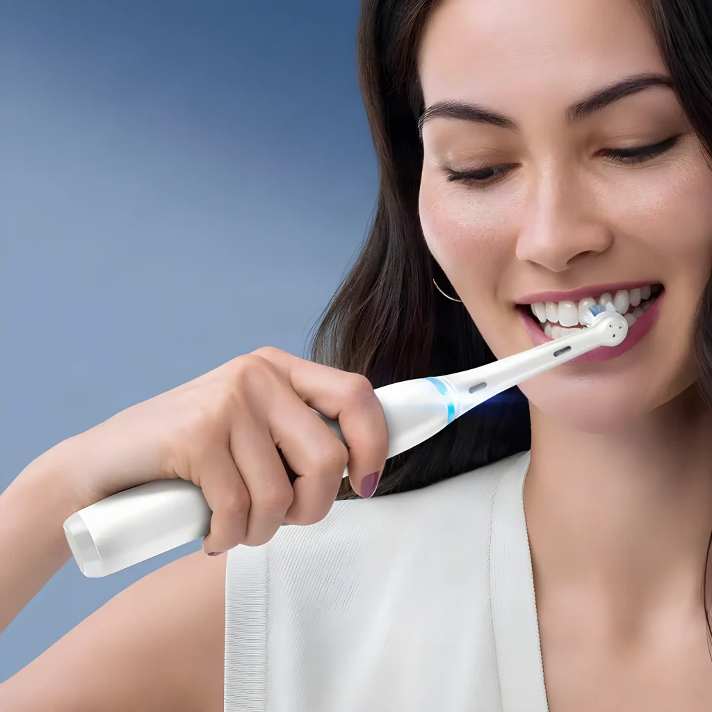 Oral-B Cepillo de dientes eléctrico iO Serie 8 Blanco - control de presión en las encías = Sí | avisa cuando aprietas