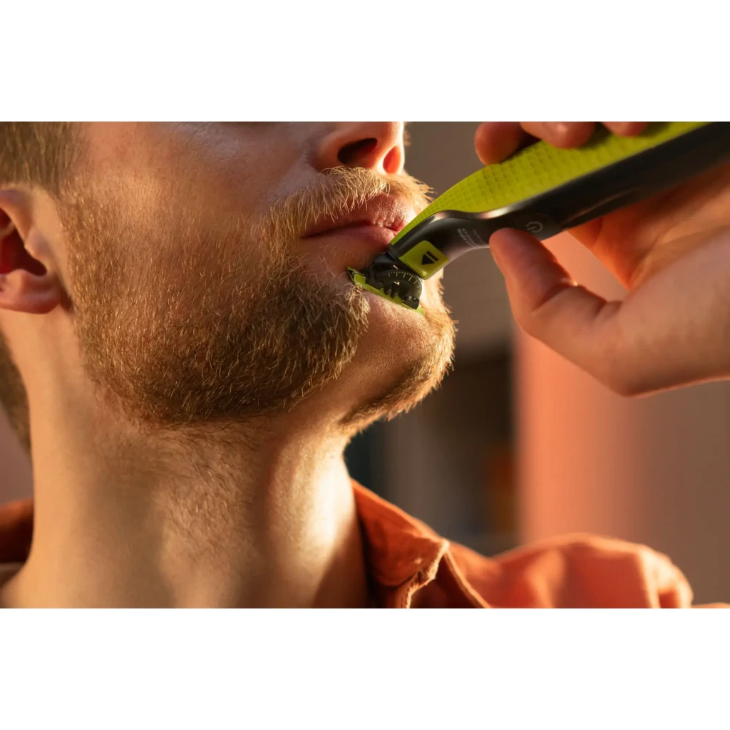 Philips Afeitadora OneBlade QP2724/23 carbon vegetal, cal - peines guía incluidos = 3 (1, 3 y 5 mm) | permiten ajustar la
