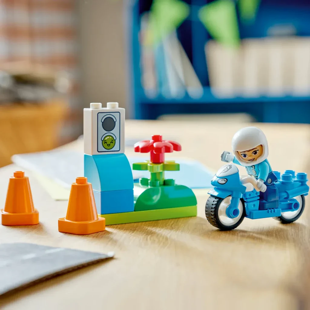 LEGO DUPLO Town Moto de Policía Azul 10471 - vista principal - Ítem4