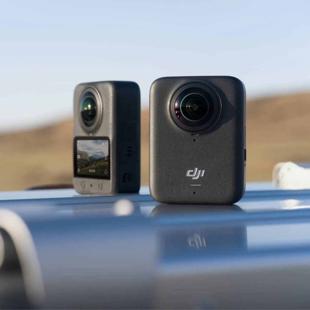 Caméra 360° DJI Osmo 360 II Adventure Combo Noir Étanche 10 m RockSteady 3.0 120MP, vues avant et arrière: deux unités
