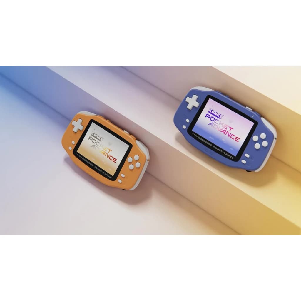 Console portable Ayaneo Konkr Pocket Advance 3 Go/32Go Bleu, vue avant: modèle bleu aux côtés de la variante orange, écran