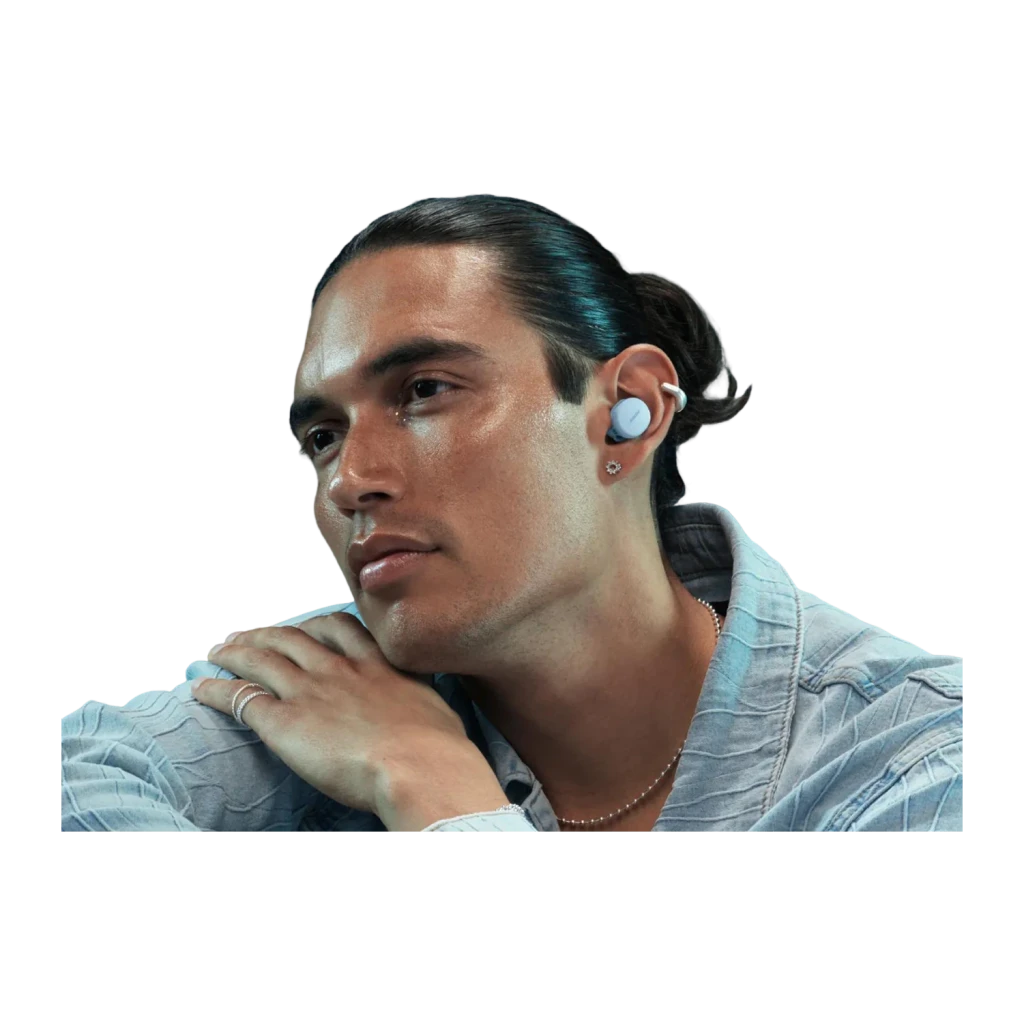 Écouteurs Bose QuietComfort Earbuds Réduction de Bruit TWS Bluetooth 5.3 Bleu Glacier Glace, lifestyle: homme de profil