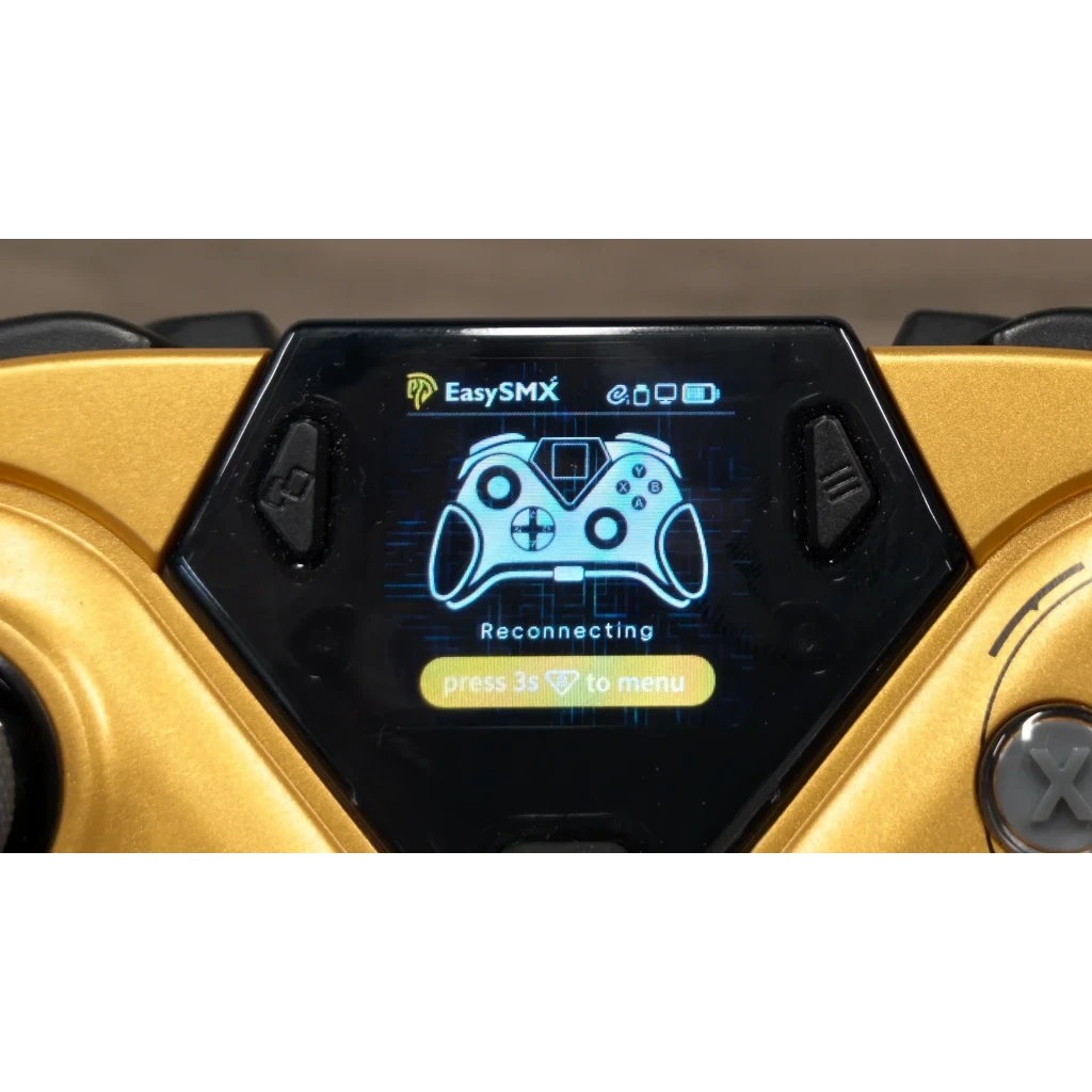 Mando de videojuegos EasySMX Dune 8K Dorado Inalámbrico 2.4 GHz, detalle pantalla OLED central: mensaje Reconnecting y logo