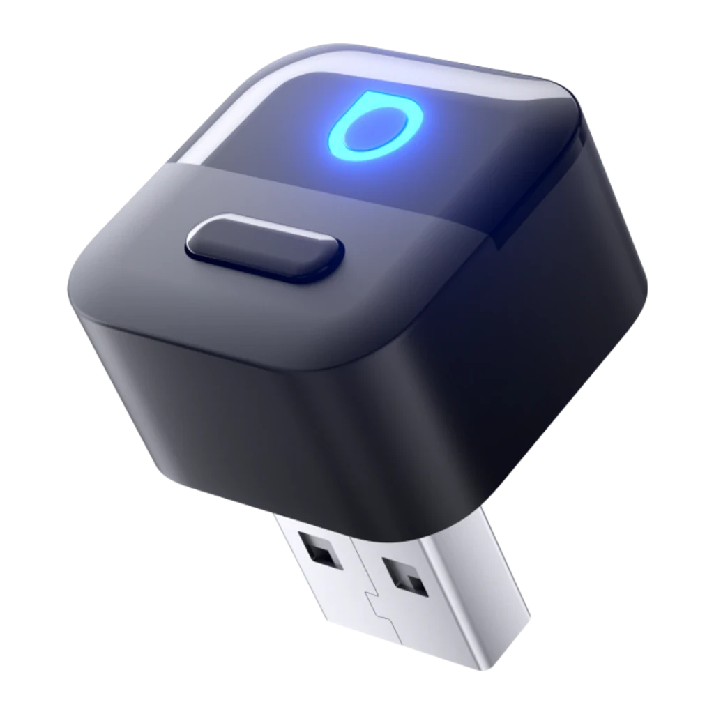 Ottocast Mini Pico adaptateur CarPlay Android Auto noir, vue en perspective: corps compact, LED bleue allumée et connecteur