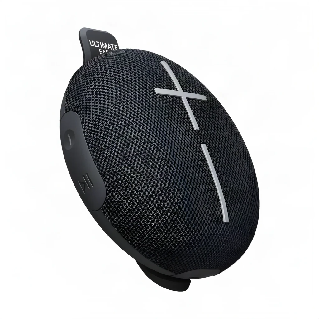 Altavoz Bluetooth Logitech UE Miniroll IP67 12h Negro, vista frontal en ángulo: rejilla textil, botones laterales y clip