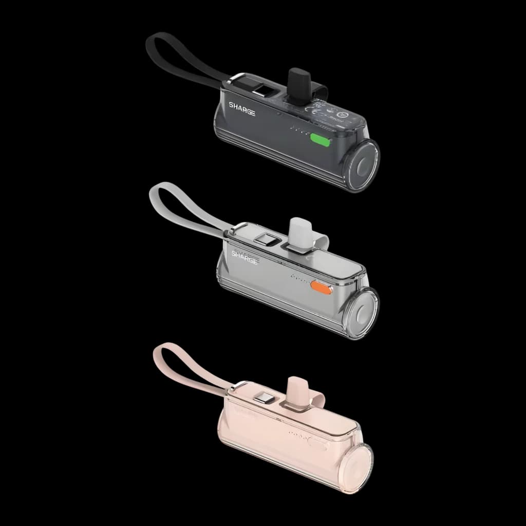 Power Bank Sharge Flow Mini Rose 5000mAh compact, corps rose métallisé, câble USB-C intégré, indicateurs LED, dragonne assortie, sortie 22,5W rapide