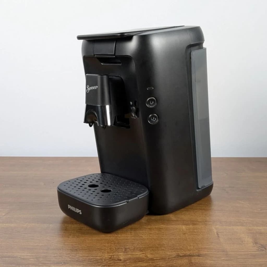 Philips Cafetière Senseo Maestro CSA260/60 Noir, vue latérale: réservoir d'eau, boutons de sélection et bac d'égouttage