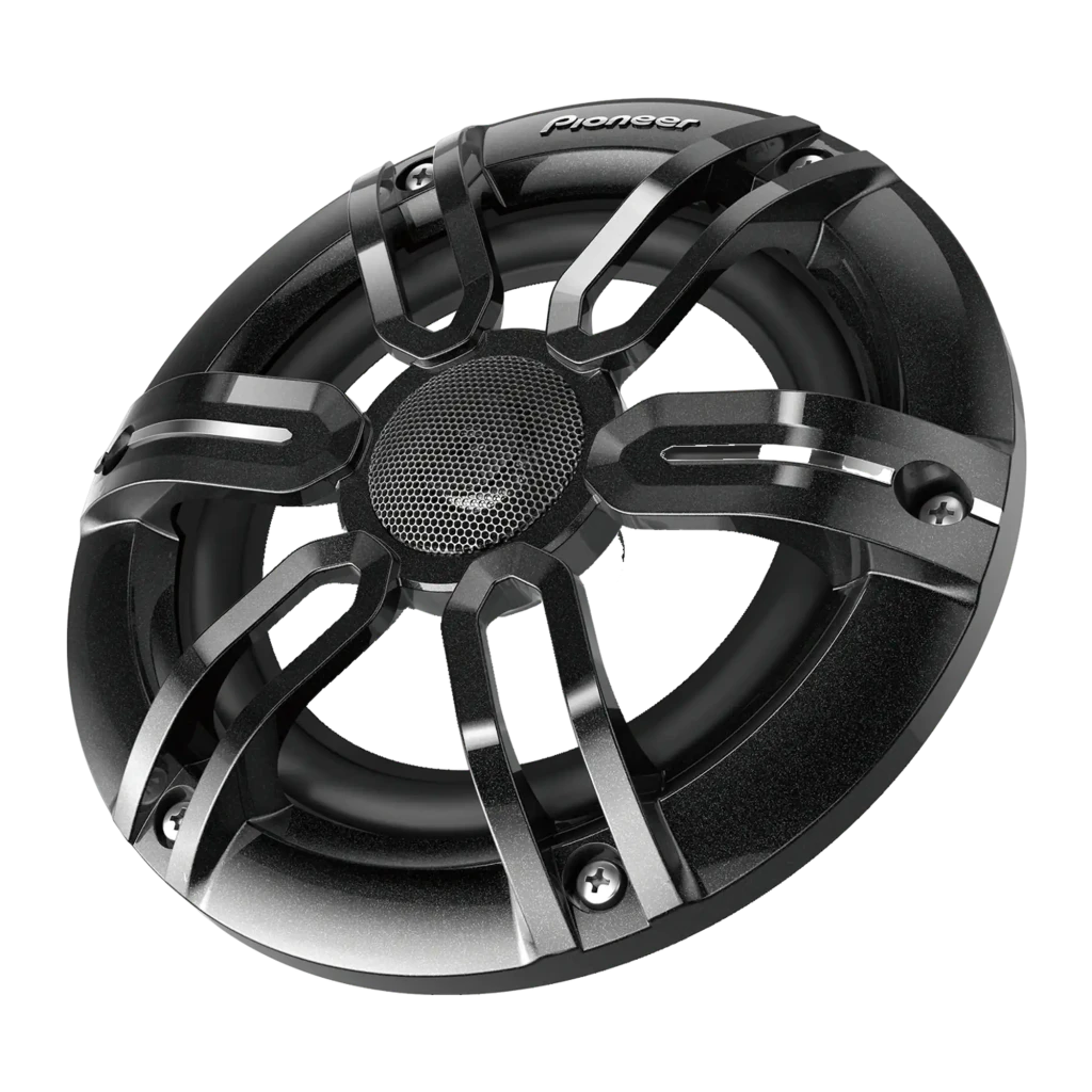 Altavoces marinos Pioneer 75W RMS 2 vías 16,5 cm Blanco TS-ME650FS, vista frontal en ángulo: rejilla deportiva con tweeter