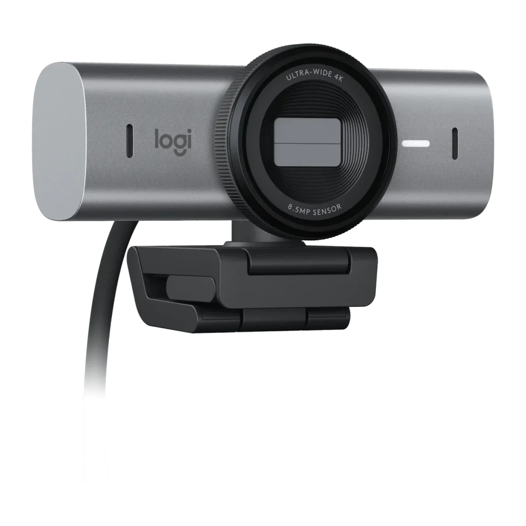 Webcam Logitech MX Brio 4K Microfone 30fps USB-C Grafite, detalhe: lente Ultra-Wide 4K com sensor 8.5MP e clipe de montagem