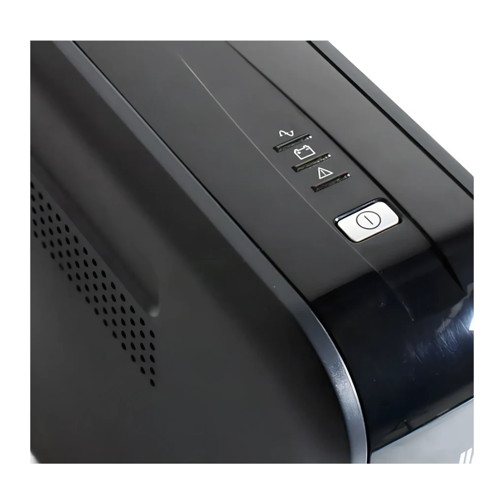 UPS Riello UPS iDialog IDG 800 Offline 800VA 480W Preto, detalhe: botão de energia e indicadores LED no painel superior