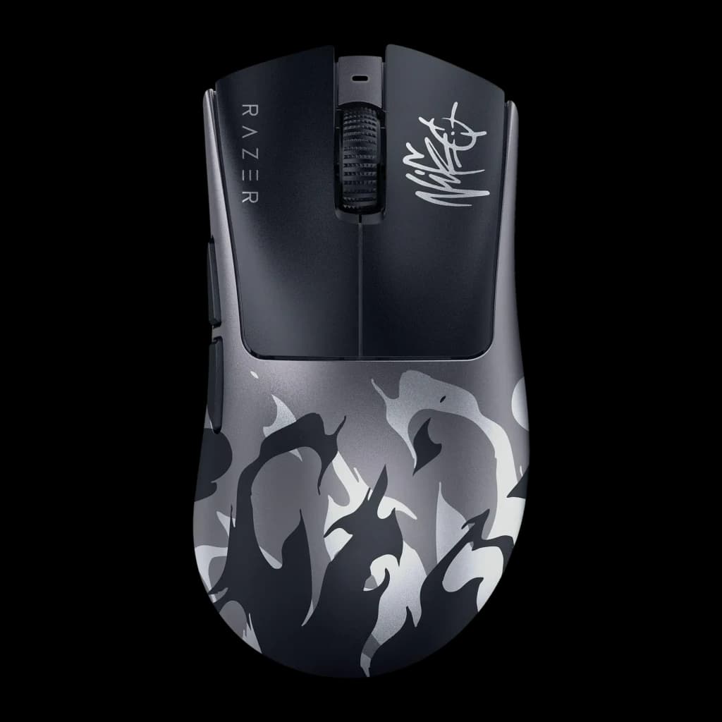 Souris Gaming Razer DeathAdder V4 Pro NiKo Edition Sans Fil 45000 DPI Noir, détail: vue du dessus avec signature NiKo