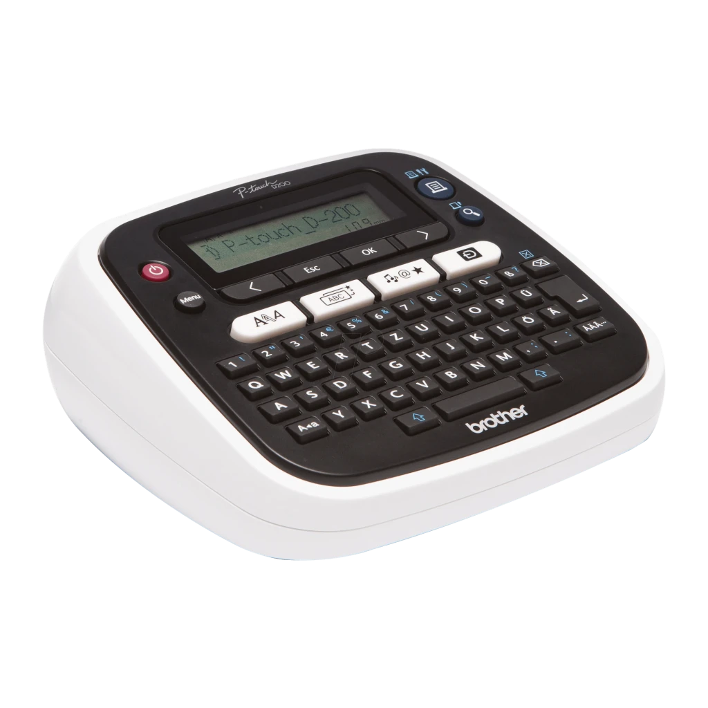 Impressora de etiquetas Brother P-touch PT-D200BW, detalhe: teclado QWERTY, ecrã LCD e botão de energia vermelho visíveis