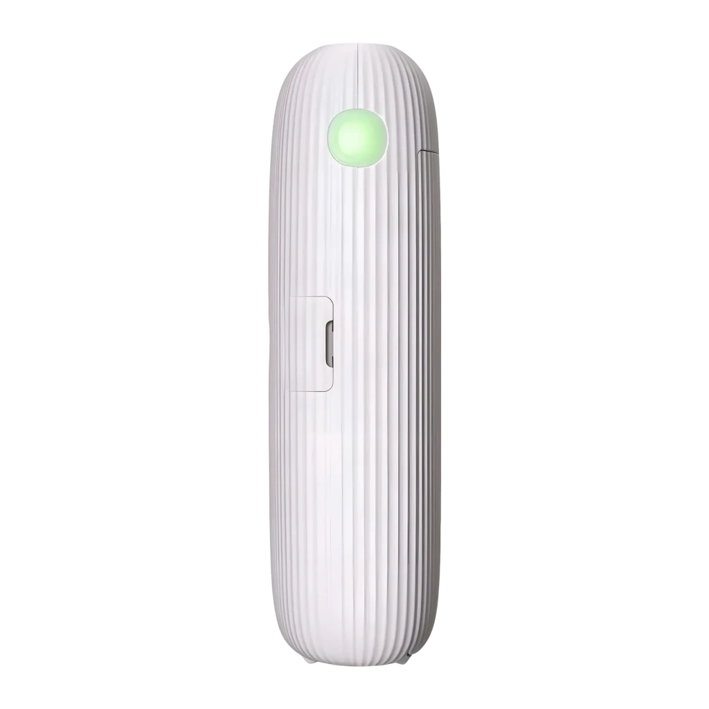Impressora fotográfica Fujifilm Instax Mini Link 2 Branco, detalhe: lateral com entrada USB-C e botão de energia LED verde