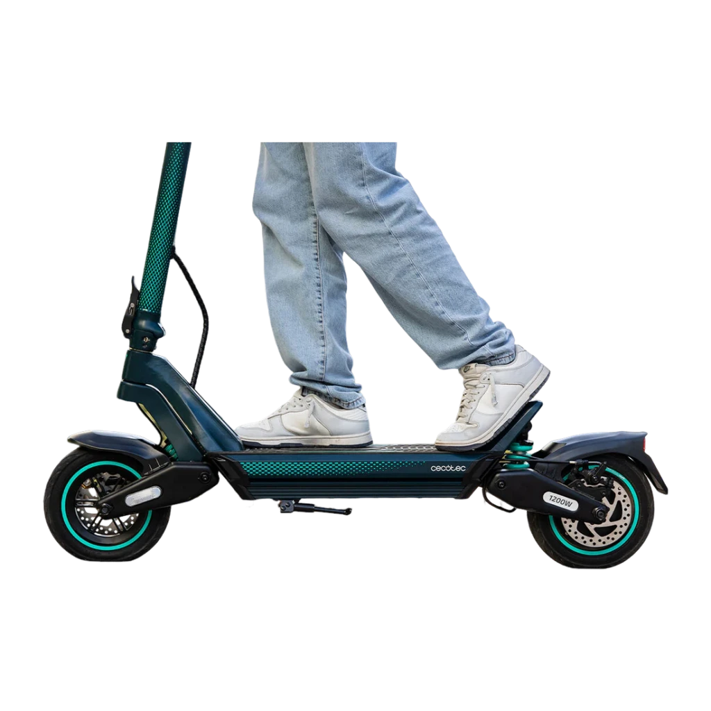 Patinete Eléctrico Cecotec Bongo Y65 Connected 500W 65km 25km/h 10 pulgadas Negro/Verde Azulado, detalle: plataforma