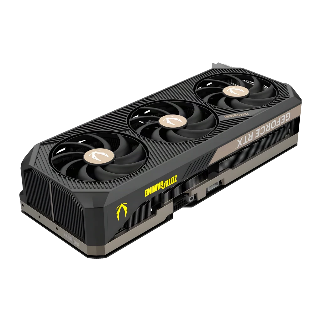 ZOTAC Gaming GeForce RTX 5090 Solid 32 Go GDDR7 Noir, vue de face: triple ventilateur à moyeu doré, logo jaune ZOTA GAMING