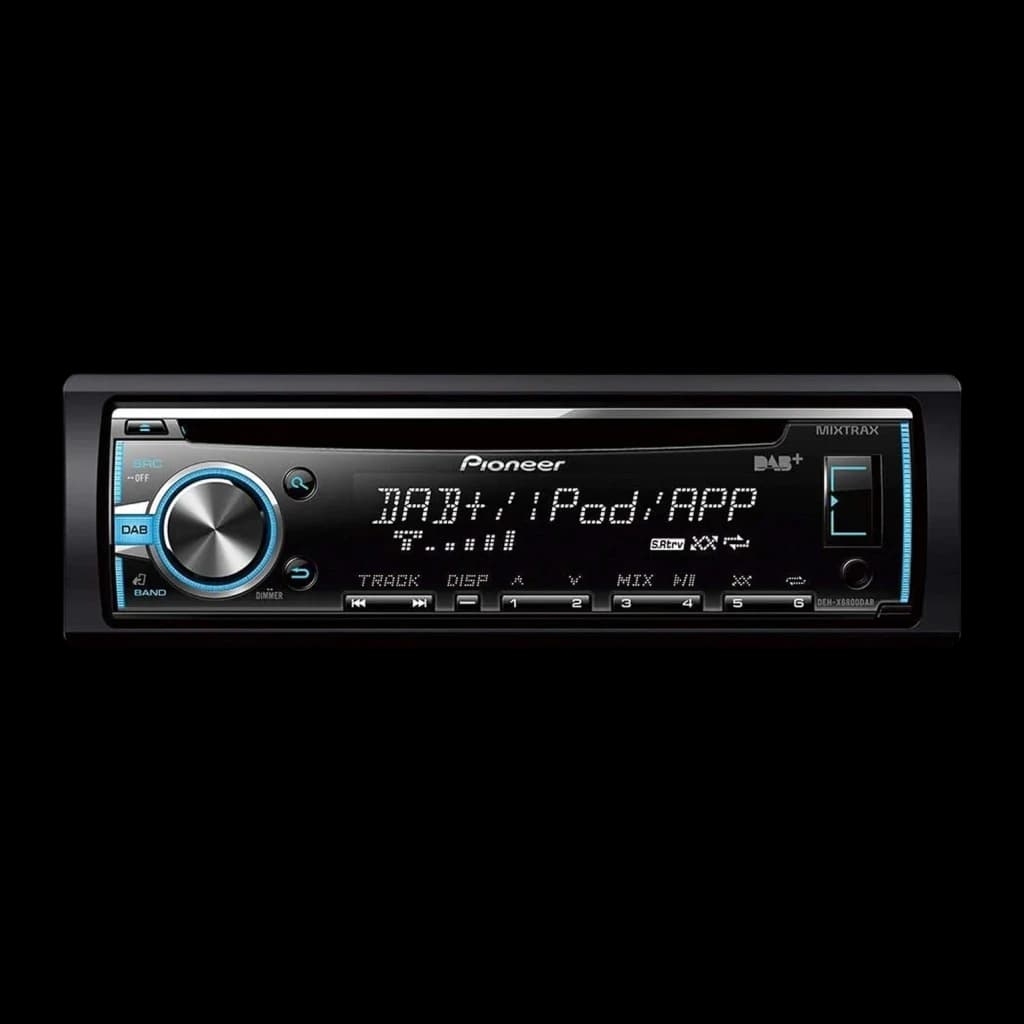 Autorradio Pioneer Negro 1 DIN DEH-X6800DAB, detalle frontal: pantalla encendida con DAB+/iPod/APP, mando azul y botones