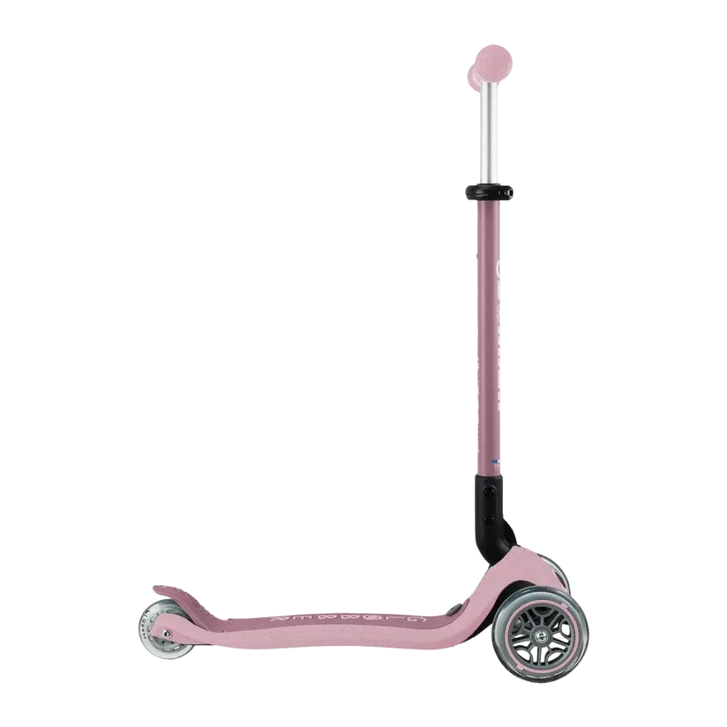 Patinete infantil Globber Go Up Active Lights Eco Berry 3 en 1 2-6 años, detalle lateral: manillar regulable, plataforma y 3