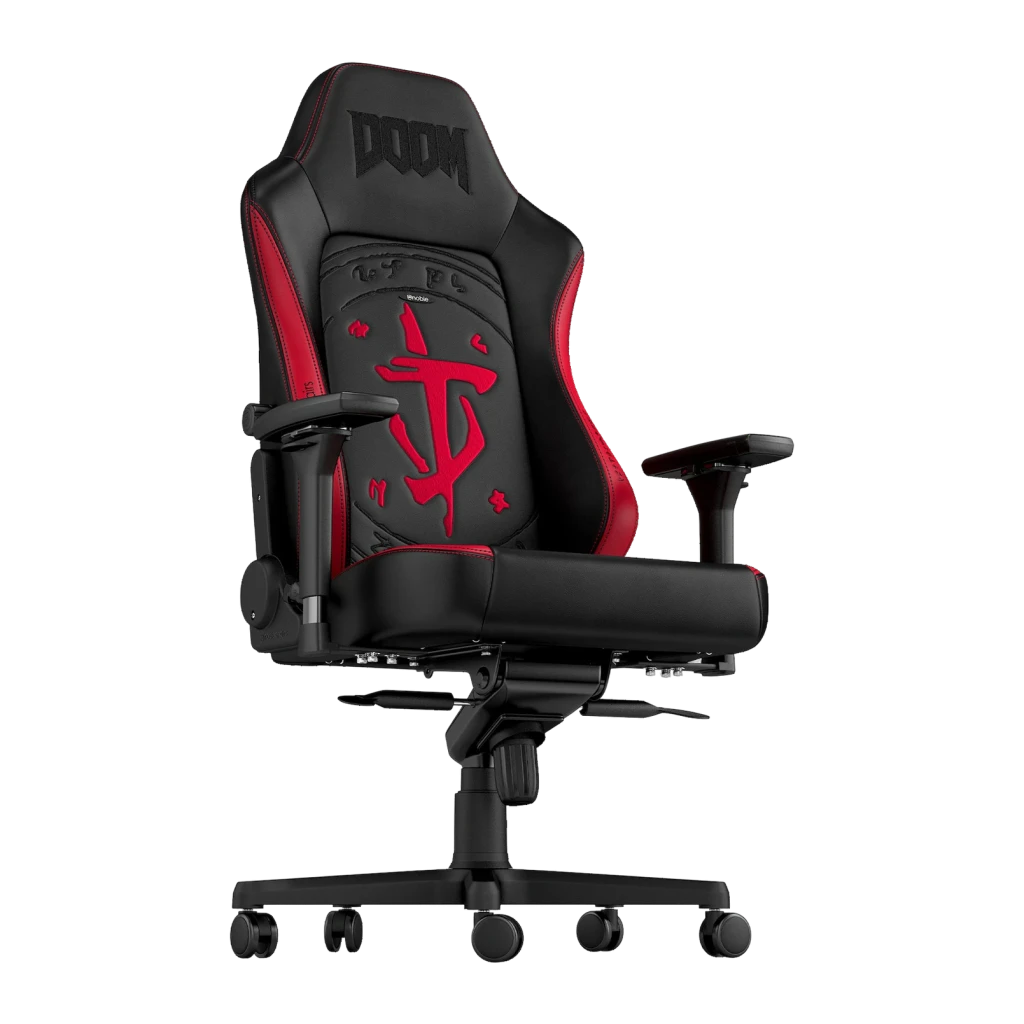 Chaise Gaming Noblechairs Hero DOOM Edition Noir/Rouge Simili Cuir 4D 150 kg, détail: symbole Doom Slayer brodé rouge