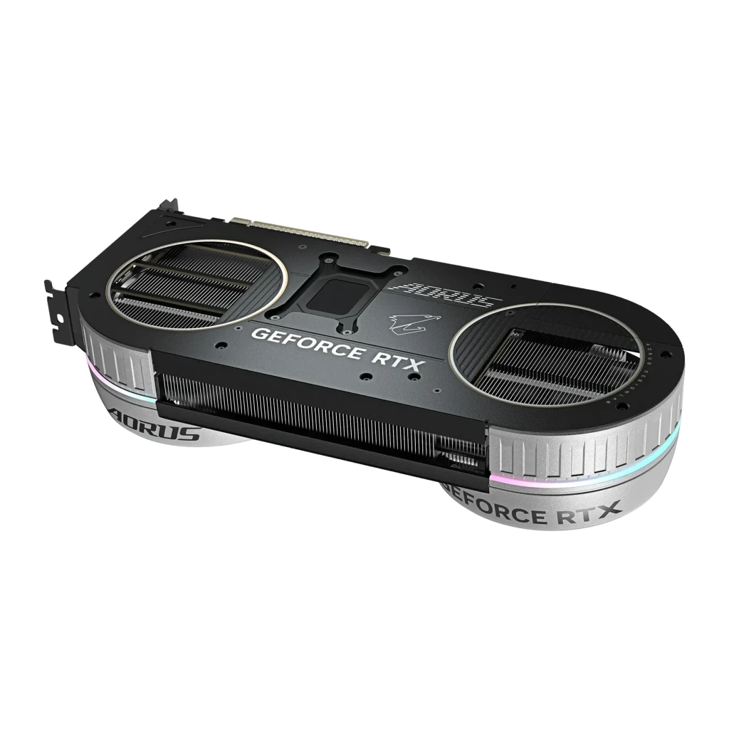 Gigabyte AORUS GeForce RTX 5070 Ti Infinity 16 Go GDDR7 Noir, vue arrière: backplate noir avec logo AORUS, ventilateurs