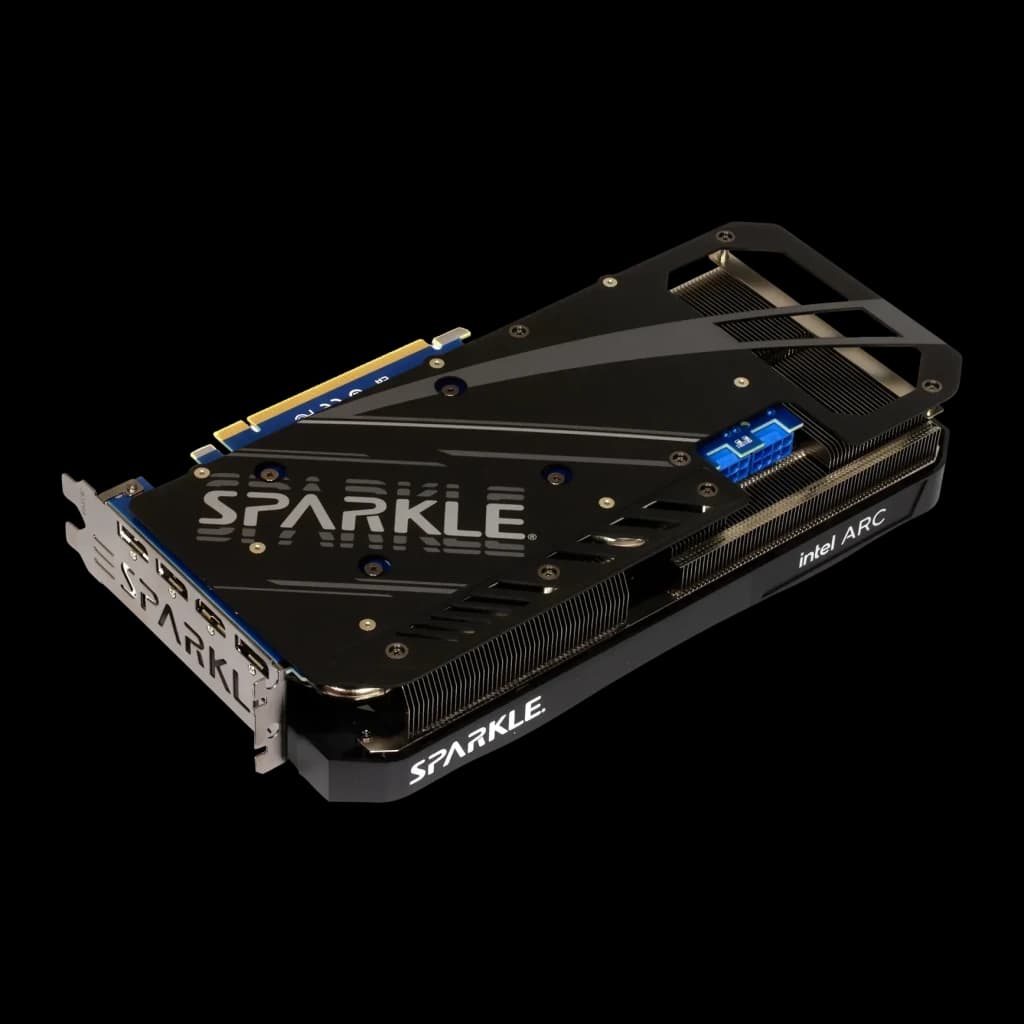 SPARKLE Arc A770 ROC OC Edition 16GB GDDR6 Negro, vista trasera: backplate negro con logo SPARKLE, conector PCIe azul