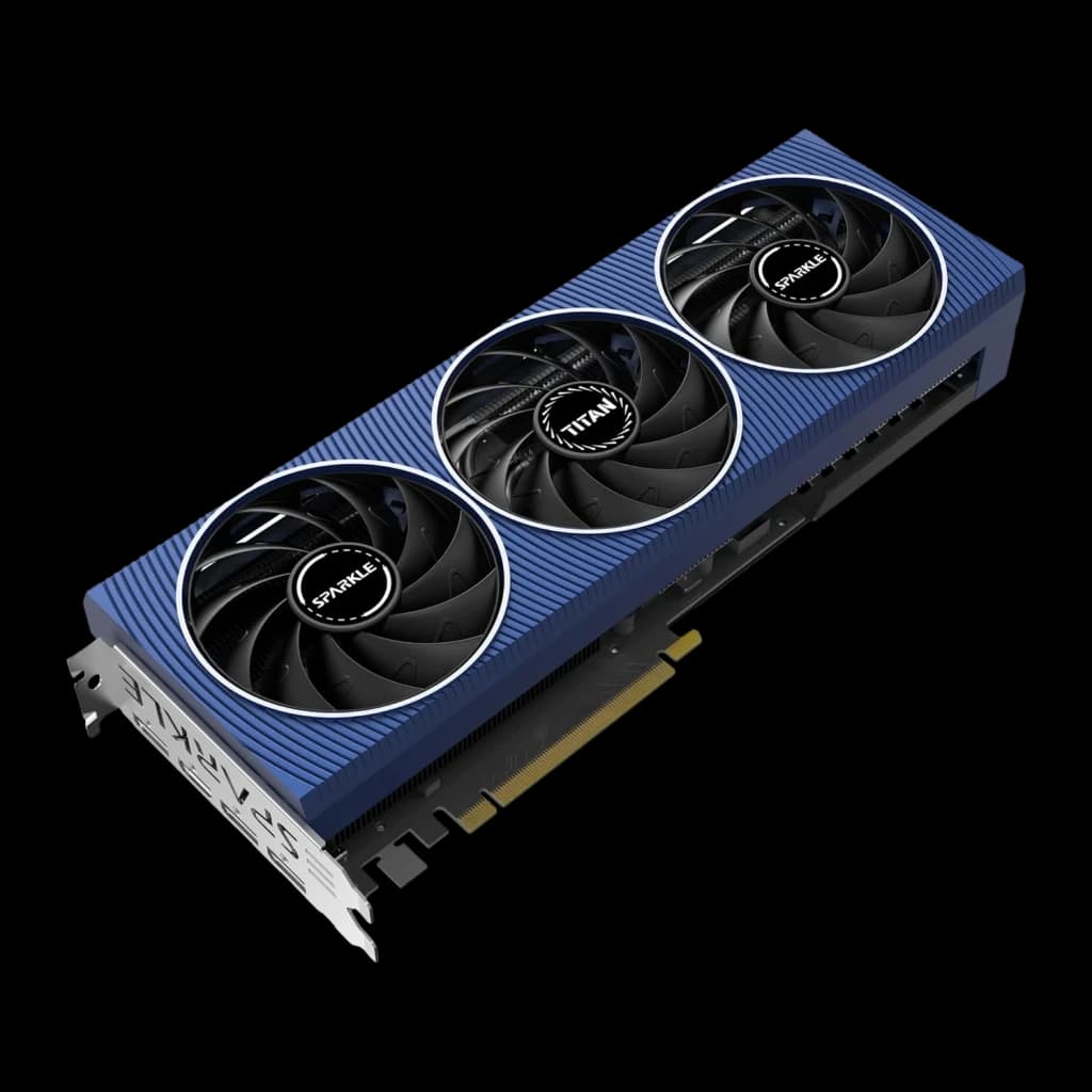 SPARKLE Arc A750 TITAN OC Edition 8 Go GDDR6, détail: triple ventilateur à anneau blanc sur shroud bleu strié