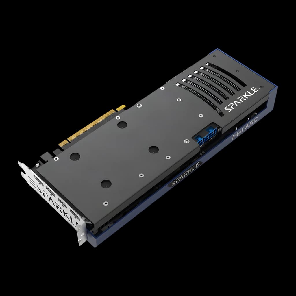 SPARKLE Arc A750 TITAN OC Edition 8 Go GDDR6, vue arrière: backplate gris avec logo SPARKLE, connecteur PCIe bleu et fentes