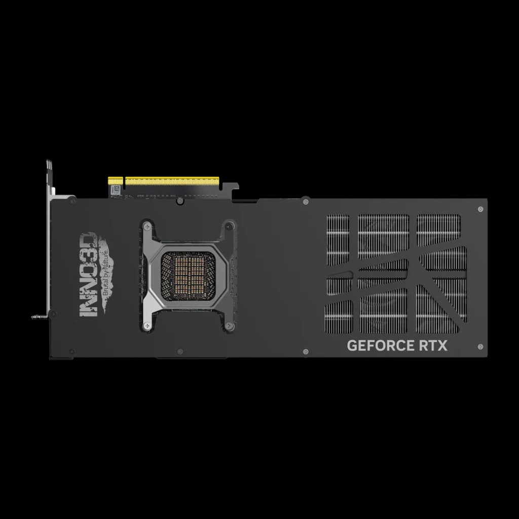 Inno3D GeForce RTX 5090 X3 32GB GDDR7, vista trasera: backplate negro con logo Inno3D, refuerzo central y rejillas