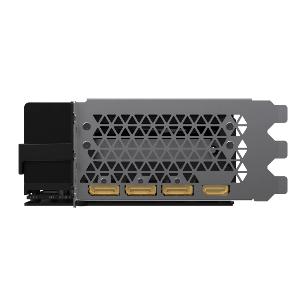 Inno3D GeForce RTX 5090 X3 32GB GDDR7, detalle: bracket trasero con rejilla triangular y 3 DisplayPort más 1 HDMI dorados