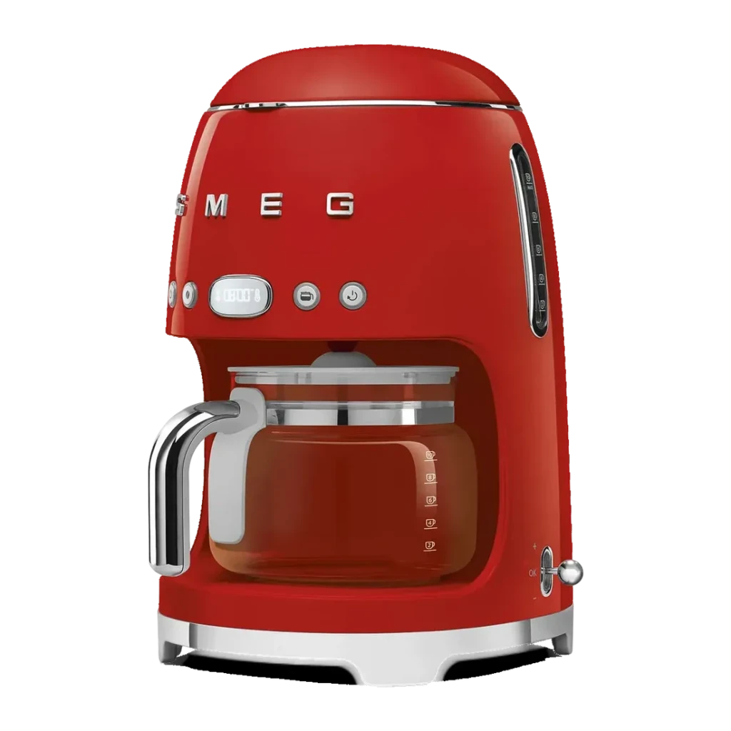 Cafetera de goteo Smeg 1,4L 1050W Rojo DCF02RDEU, detalle: letras cromadas, pantalla LCD, jarra de vidrio con café y asa