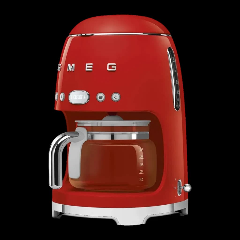 Cafetera de goteo Smeg 1,4L 1050W Rojo DCF02RDEU, detalle: letras cromadas, pantalla LCD, jarra de vidrio con café y asa