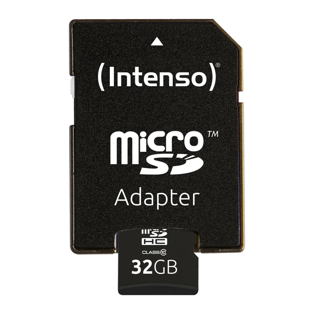 Tarjeta microSD Intenso microSDHC Class 10 32GB Clase 10 Negro, detalle: tarjeta microSD extraída del adaptador SD, ambas