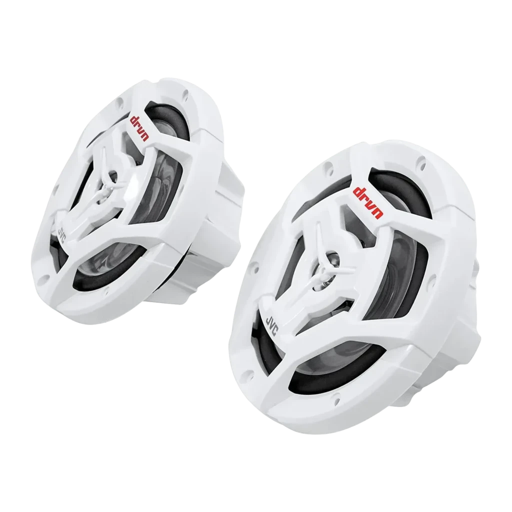 Altavoces marinos JVC 50W RMS 2 vías coaxiales 16 cm Blanco CS-DR6201MW, detalle: par de altavoces en ángulo, rejilla blanca