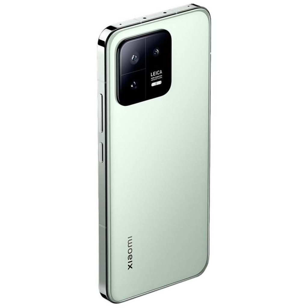 Xiaomi 13 5G verde, traseira lisa em tom pastel, módulo de câmera quadrado Leica com três lentes, laterais metálicas polidas e acabamento premium
